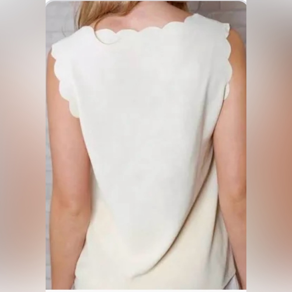 Ann Taylor Cream Scalloped Tank Top